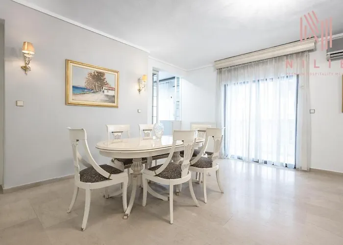Finesse, Nilie Hospitality Mgmt Apartmán *